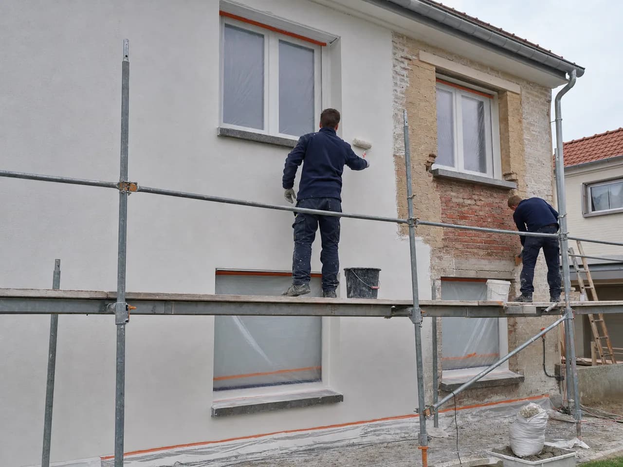 Bâtiment couvert en bac acier dans les Hauts-de-France